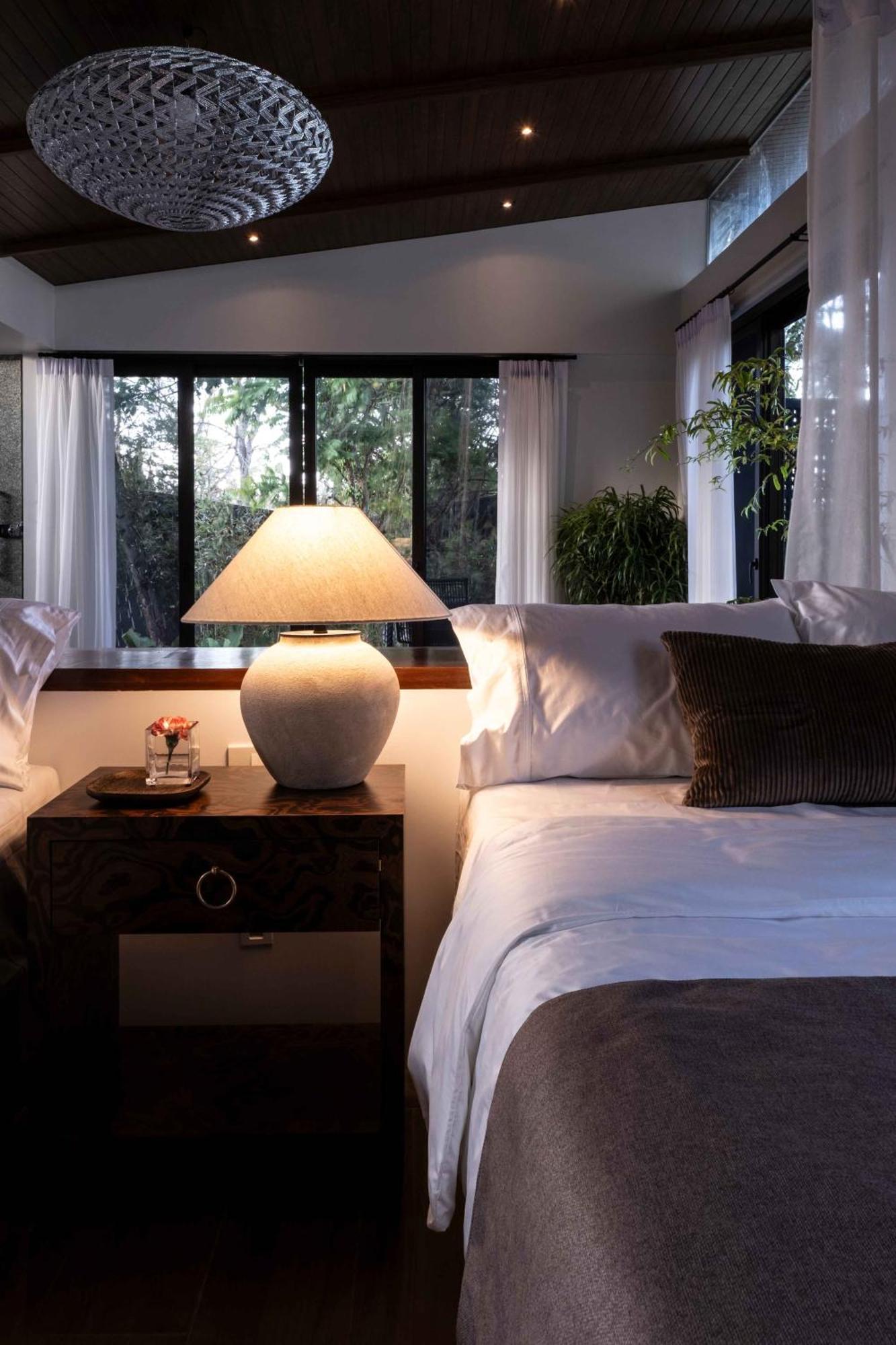 Ananda Cabin - Ezra Viniti Resort Tagaytay City Eksteriør billede